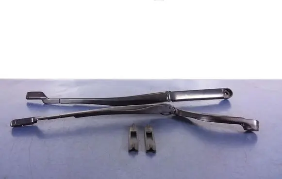 Cadillac CTS Front wiper blade arm 84017837