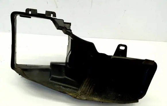 Peugeot 5008 II Intercooler air guide/duct channel 9811359480 9820650780