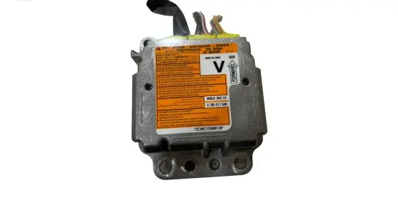 Nissan Leaf I (ZE0) Airbag control unit/module 988203ND1A 0285011040