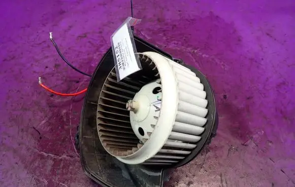 Opel Astra J Heater fan/blower 52421335