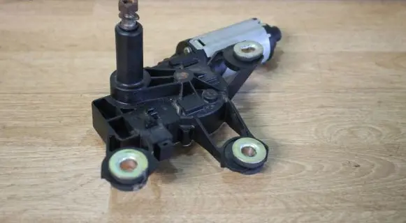 Ford Fiesta Rear window wiper motor 2S61A17K441