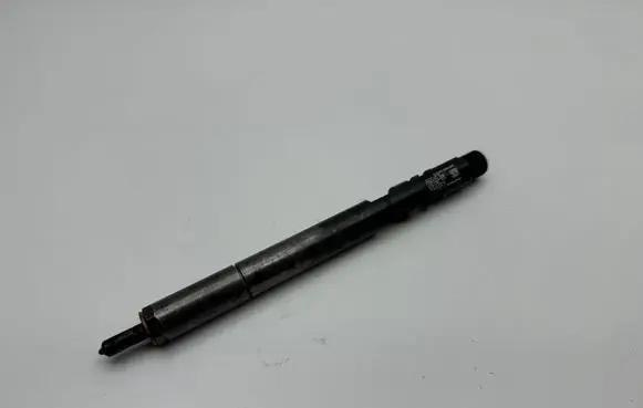 Mercedes-Benz C W204 Fuel injector A6460700987