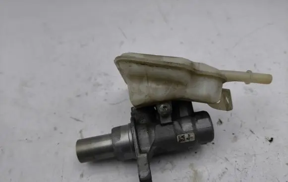 Ford Galaxy Master brake cylinder E1GC2K478A