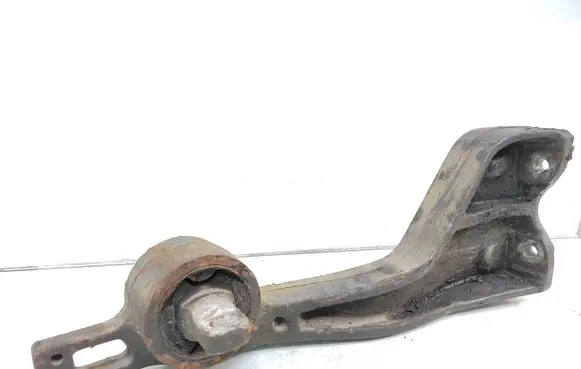 Mercedes-Benz Vito Viano W639 Rear differential/diff mount bracket A6393530595