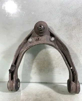 Audi Q7 4L Front lower control arm/wishbone 7L0407047