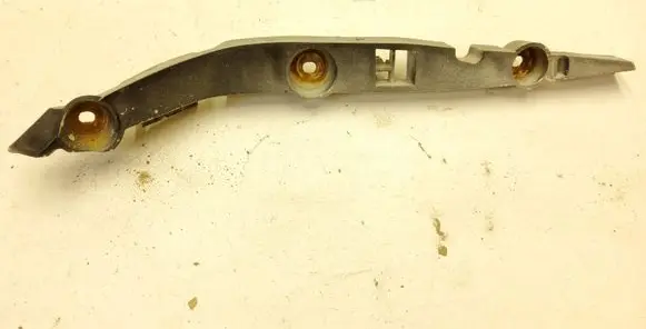 Ford C-MAX I Front bumper mounting bracket 