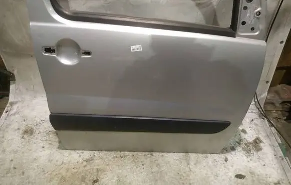 Peugeot Expert Front door PILKOS