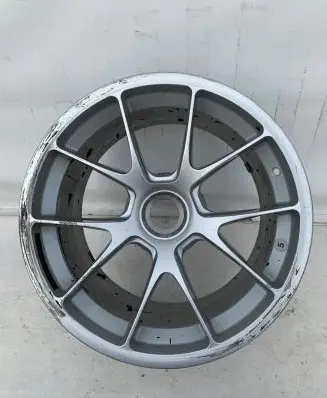 Porsche 911 991 R18 alloy rim 