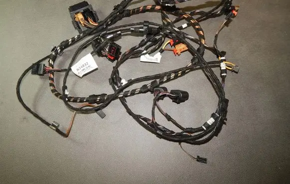 Volkswagen Golf Sportsvan Tailgate/trunk wiring harness 517971147A