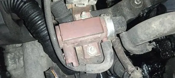 Citroen C4 I Turbo solenoid valve 9652570180