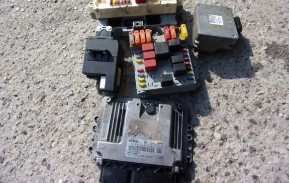 Alfa Romeo 159 Engine control unit/module ECU 55204661