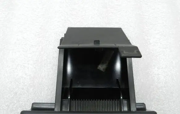 Peugeot 407 Car ashtray 9637031977 8230S9