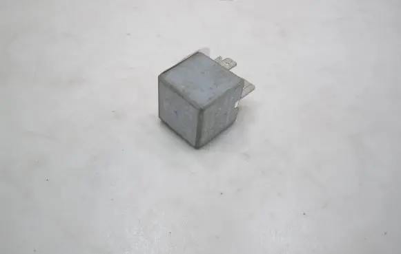 Mercedes-Benz Vito Viano W638 Other relay 22204013