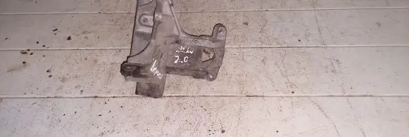 Subaru Impreza II A/C compressor mount bracket 