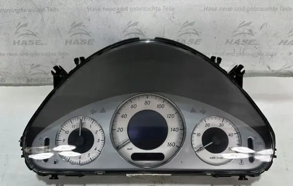 Mercedes-Benz E W211 Speedometer (instrument cluster) A2115406011