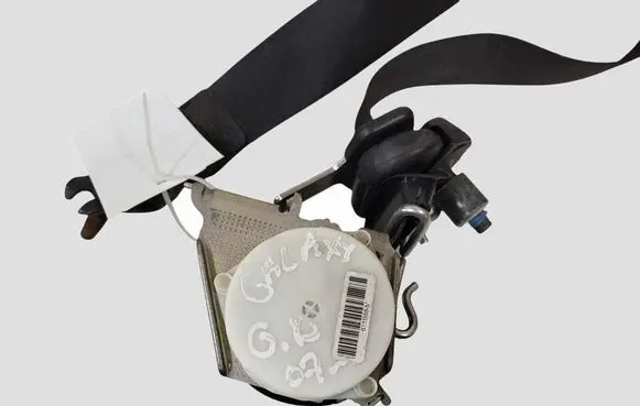 Ford Galaxy Rear seatbelt 611B68M