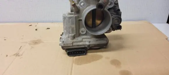 Honda Civic Throttle valve