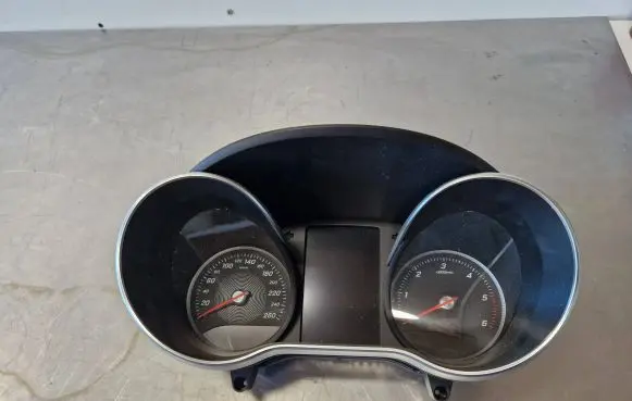 Mercedes-Benz GLC X253 C253 Speedometer (instrument cluster) A2539007202 A2539018600