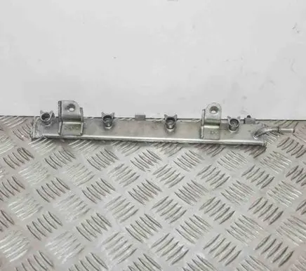 Suzuki Swift I Fuel main line pipe