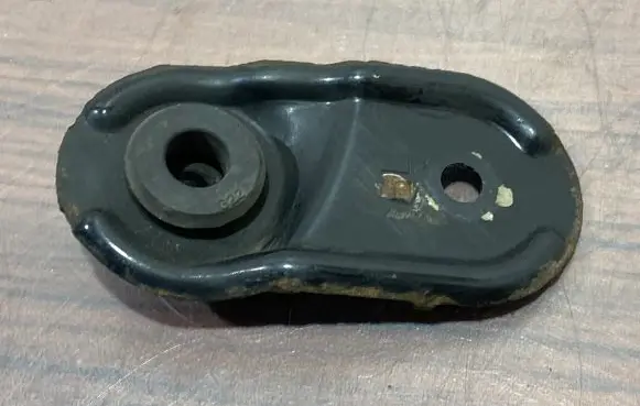 Subaru Outback (BS) Radiator mount bracket