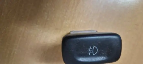 Nissan Primera Fog light switch 2537080N00
