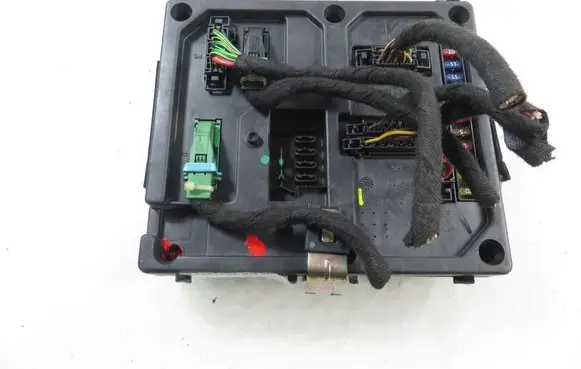 Seat Alhambra (Mk1) Central body control module S108152001D