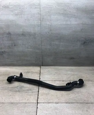 BMW 5 E60 E61 Engine coolant pipe/hose 6421698573