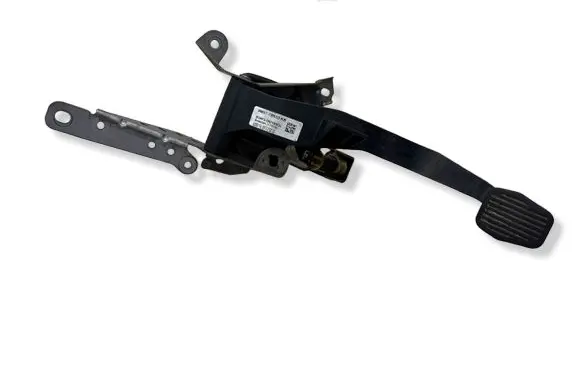 Ford C-MAX I Clutch pedal 3M517B633KB
