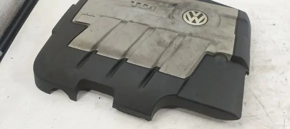 Engine cover (trim)