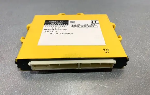 Toyota Prius (XW30) Keyless (KESSY) go control unit/module 2325005442 8999047080