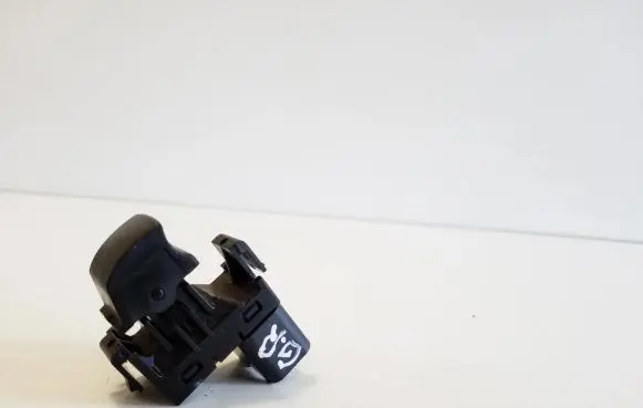 Mitsubishi Outlander Electric window control switch 8608A242