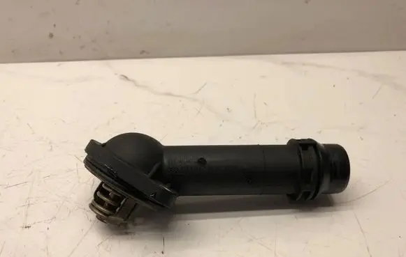 Audi A6 S6 C6 4F Thermostat housing 038121121B 06B121121L