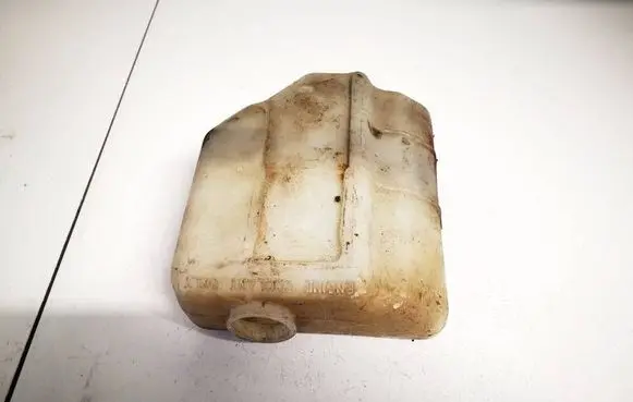 Suzuki Baleno EG Coolant expansion tank/reservoir 1793160g 17931-60g