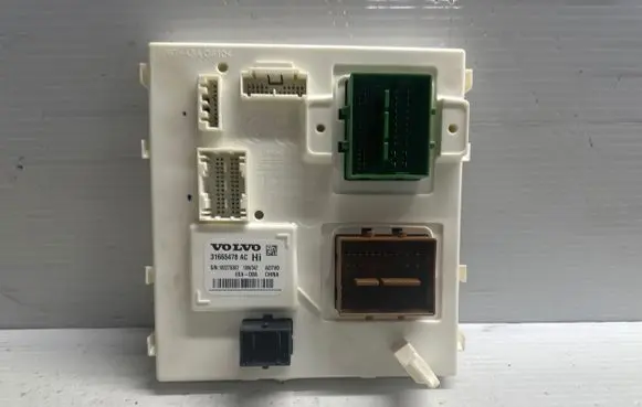 Volvo S90, V90 Comfort/convenience module 31665478