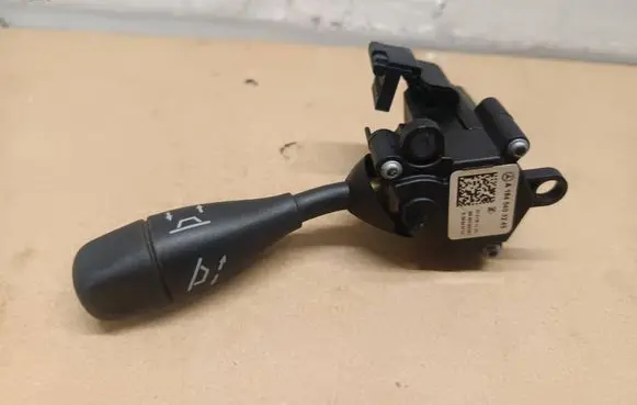 Mercedes-Benz ML W164 Steering wheel adjustment handle/lever A1645403245 0141181101