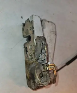 Ford Galaxy Front door lock 93BG220A20DD 403794 40379412V