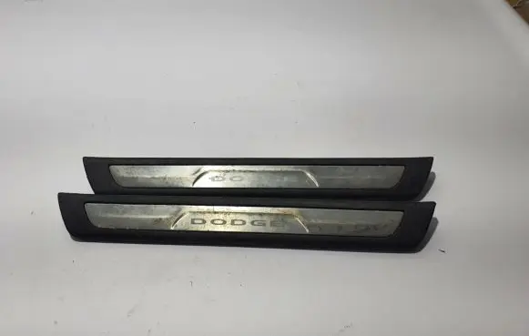 Dodge Durango Front sill trim cover