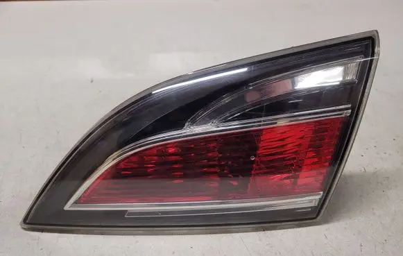 Mazda 6 Tailgate rear/tail lights GS2A513F0 13241095