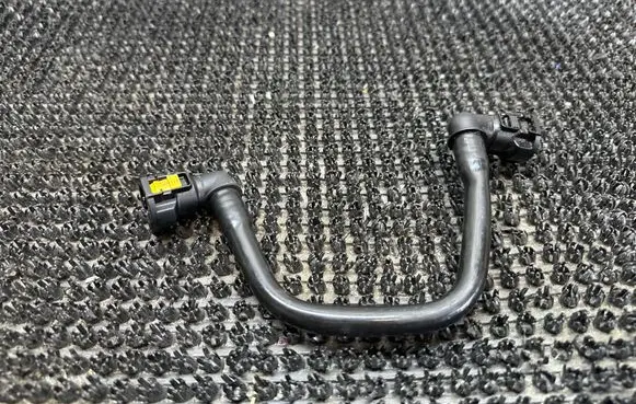 Volvo V60 Gearbox oil cooler pipe/hose 8G917890BC