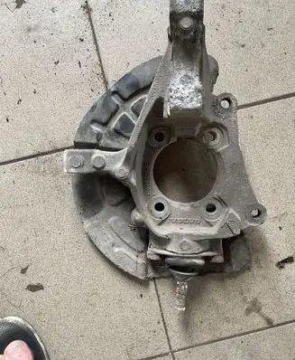 Volvo S60 Front wheel hub spindle knuckle