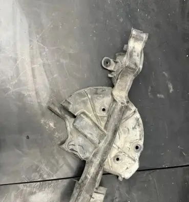 BMW 4 F32 F33 Other engine bay part 8066661
