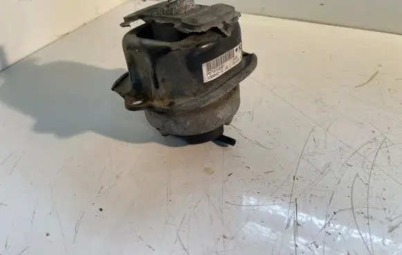 BMW X6 E71 Engine mount bracket P678710301