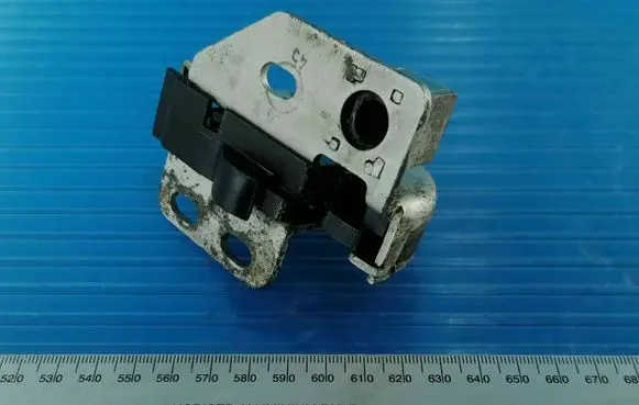 Volkswagen Crafter Sliding door lock A9067401135
