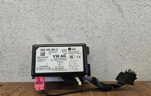 Volkswagen Golf VII Other control units/modules 5NA035284C
