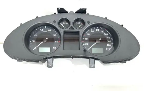 Speedometer (instrument cluster)