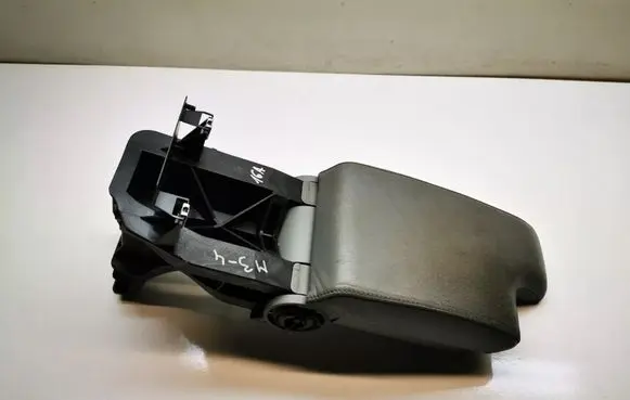 BMW M3 Armrest 8213679 51168213679