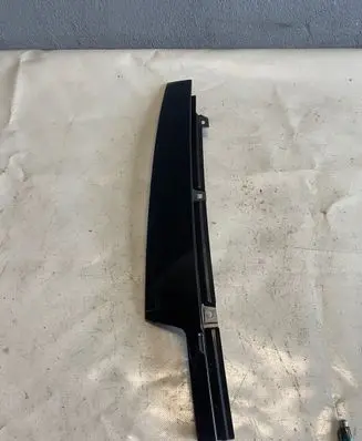 Volvo XC60 Other front door trim element 32216799