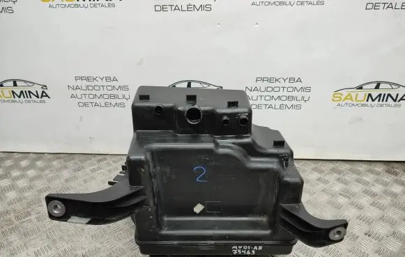 Audi A8 S8 D4 4H AdBlue liquid reservoir 4H0131877H 4H0131879B 4077601AC