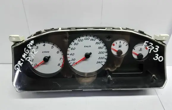 Nissan Primera Speedometer (instrument cluster) 9F768