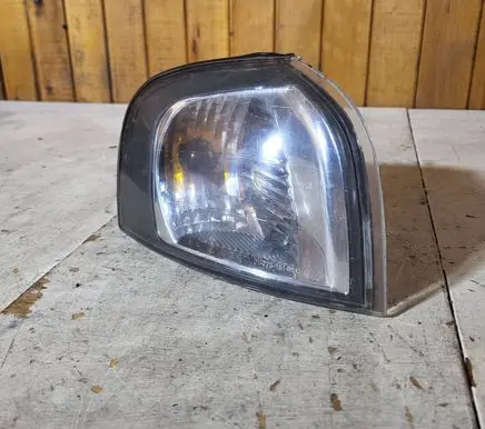 Volvo S80 Front indicator light 087731514